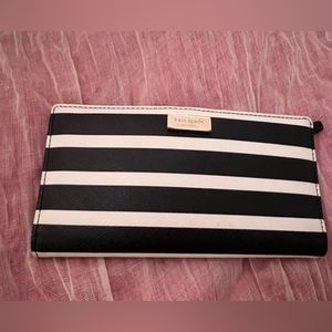 Small Kate Spade Card style wallet